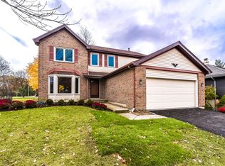 1201 Bryce Pl, Downers Grove, IL 60515