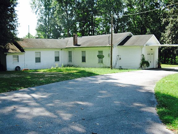 5th image of 2209 Waynesboro Hwy