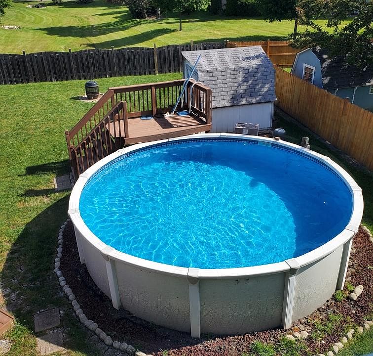 2nd image of 809 Medford Dr