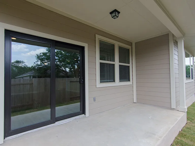 905 Olive Creek Dr — Photo 26
