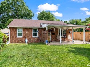 3061 Louise Ln, Springfield, IL 62702