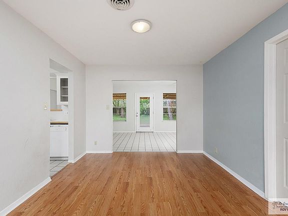 4th image of 1810 Evergreen Ct