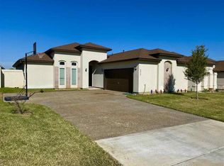 6015 Vero Dr, Laredo, TX 78041