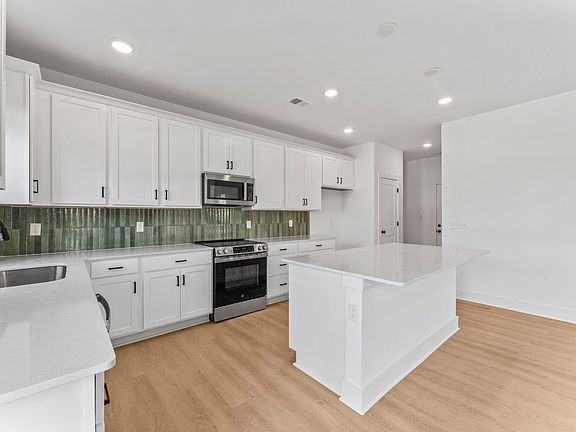 5th image of 1212 Valley Ridge Dr Lot 104