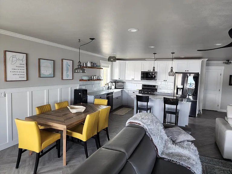 1364 Jacobsen Blvd #3 — Photo 9