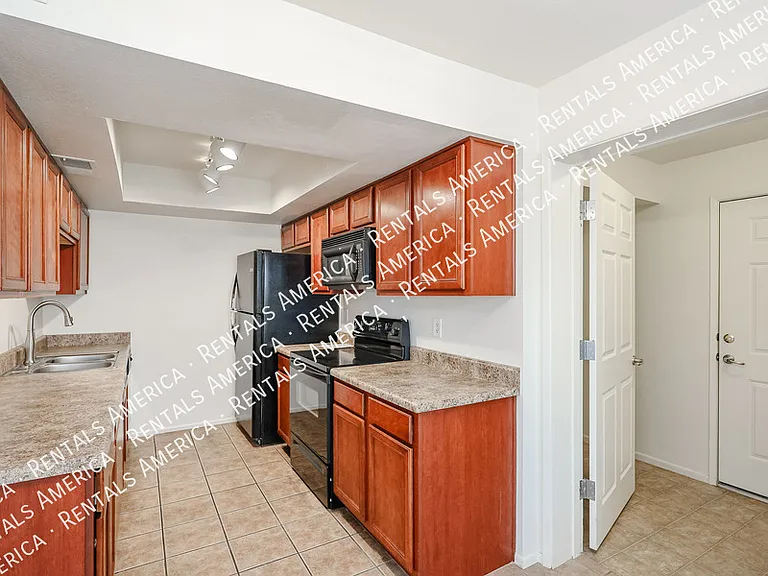 1254 N 85th Pl — Photo 17