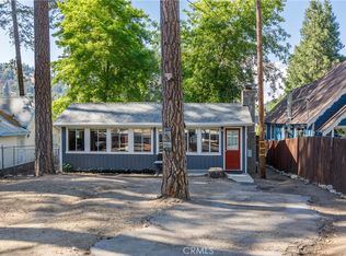 22894 Waters Dr, Crestline, CA 92325