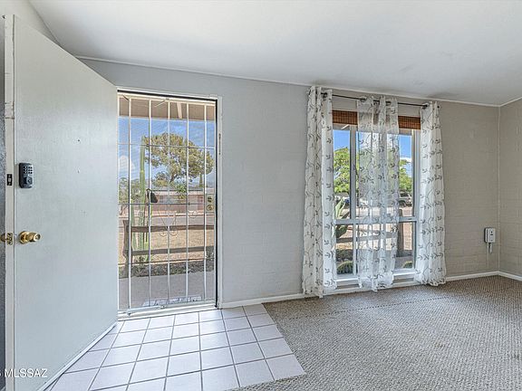 5th image of 324 S Avenue A