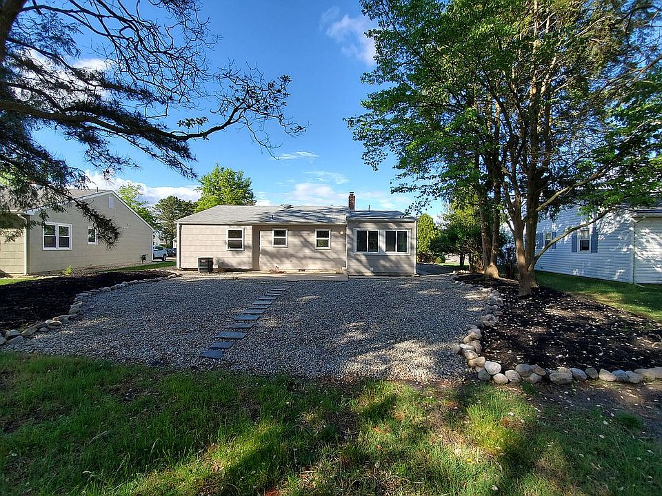 2nd image of 47 Whitmore Dr