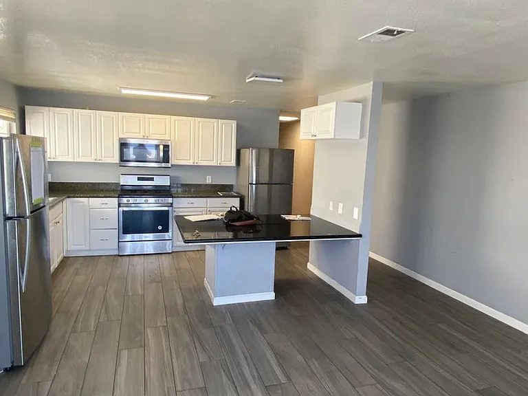 6777 Del Playa Dr — Photo 4