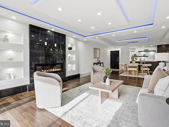 3rd image of 6101 Edsall Rd APT 1107