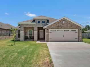 1475 Hale McGinty Dr, Neosho, MO 64850