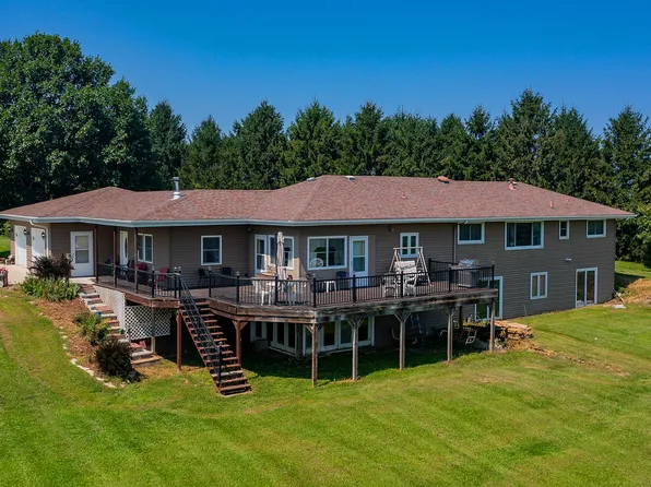 35290 M Ln, Earlham, IA 50072
