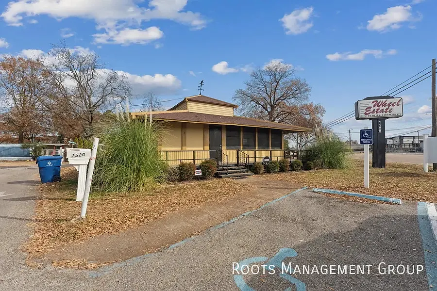 1 Bed 1 Bath Home Available for Lease at Wheel Estates - Apply Now! — Photo 3