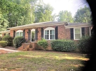 4715 Coltsfoot Rd, Greensboro, NC 27455