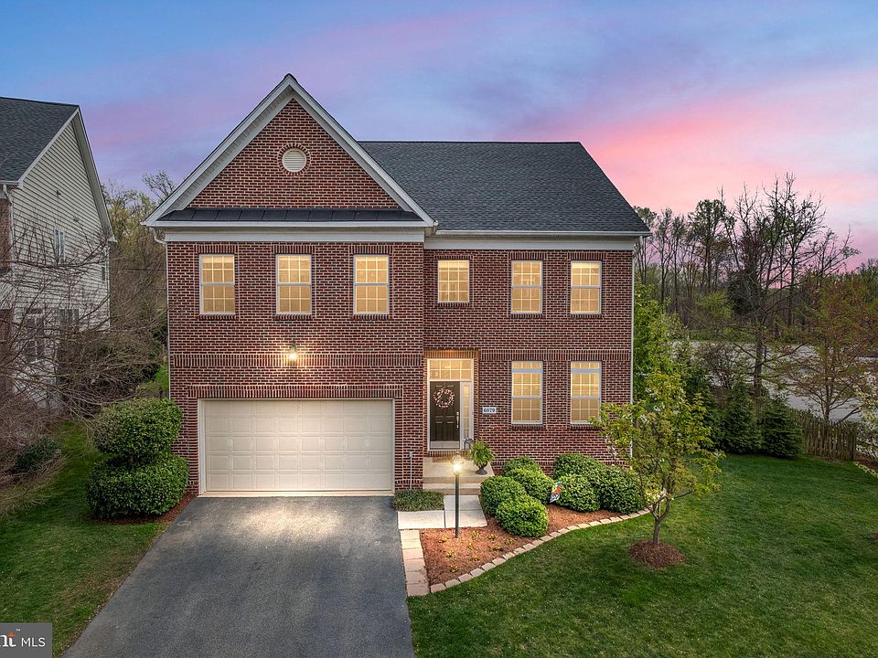 1st image of 6079 Piney Woods Ct