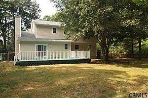 5th image of 9 Fallentree Ln