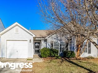10500 Green Hedge Ave, Charlotte, NC 28269