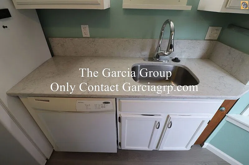 2 bed, 1.5 bath, 877 sqft, $2,100 — Photo 4