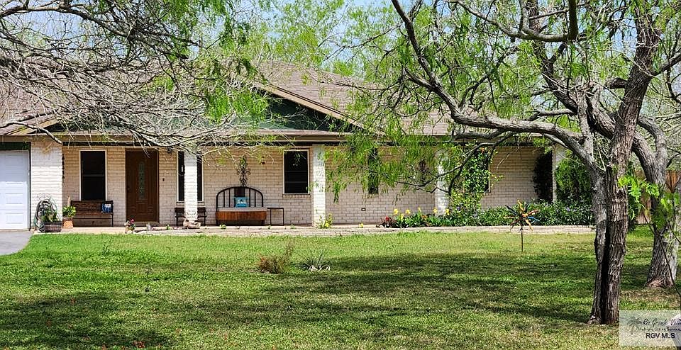 1st image of 35777 Anaqua Dr
