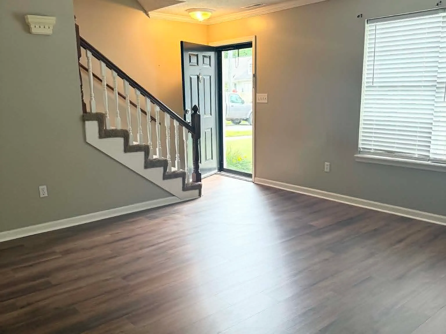 2 bed, 1.5 bath, 1150 sqft, $1,175 — Photo 4