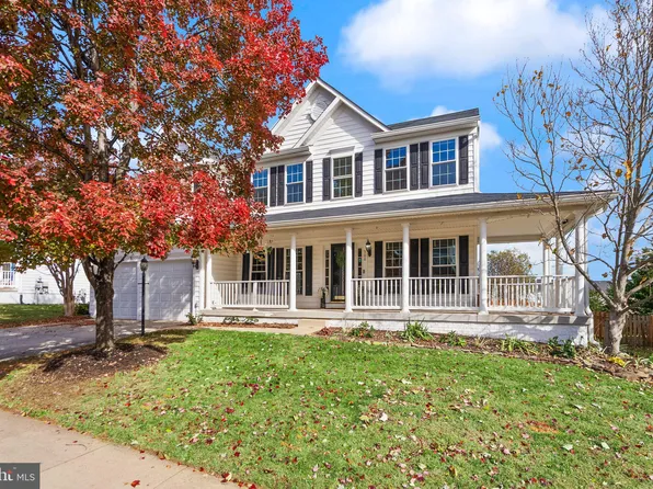 706 Invermere Dr NE, Leesburg, VA 20176