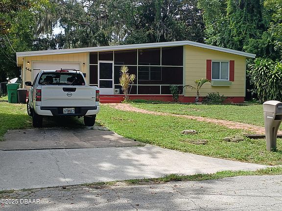 2nd image of 544 Burleigh Ave