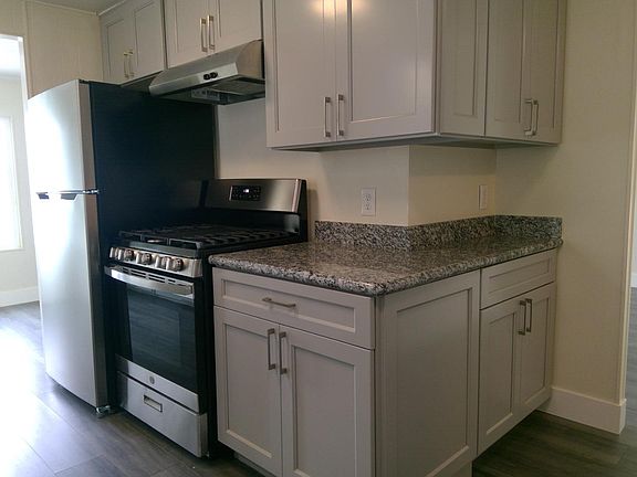 5th image of 4 Driftwood Cir #4