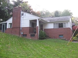 1078 Brookside Dr, Fairmont, WV 26554