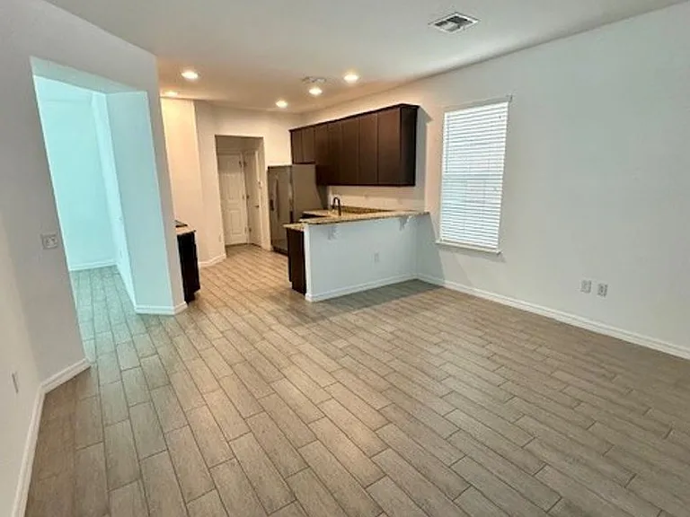 8642 Powder Ridge Trl — Photo 6