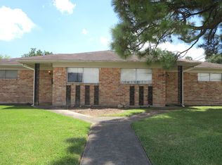 2511 Helena Ave, Nederland, TX 77627