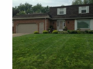 1151 7th St NE, North Canton, OH 44720