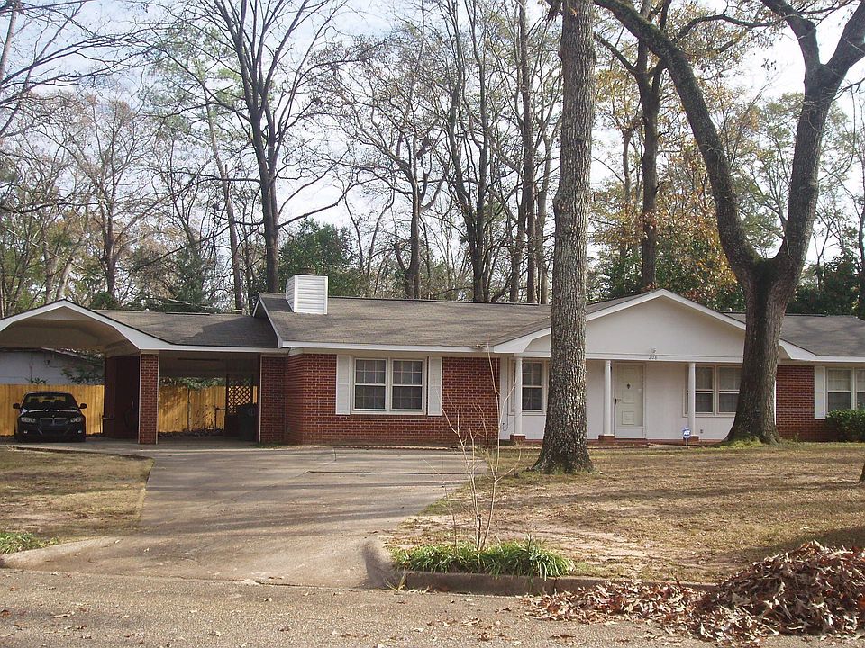 208 Averett Ave. Front