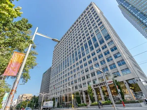 111 Saint Clair Ave W #1903, Toronto, ON M4V 1N5