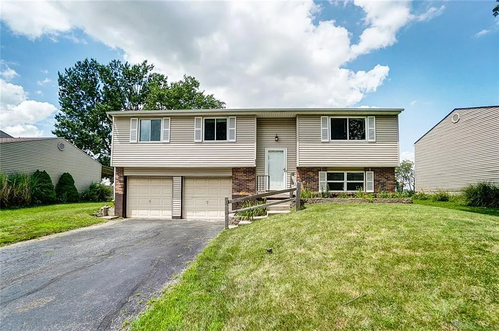 806 Nordhoff Farm Dr photo 1