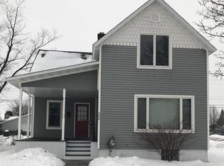 700 S 19th St, Escanaba, MI 49829