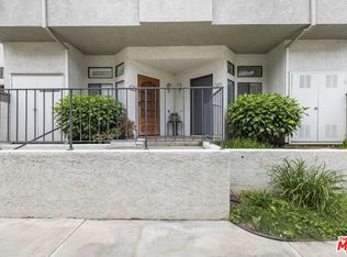 10 Blackbird Ln, Pomona, CA 91766