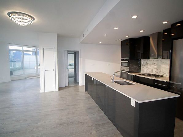 2 bedroom rental in Vancouver — photo 3