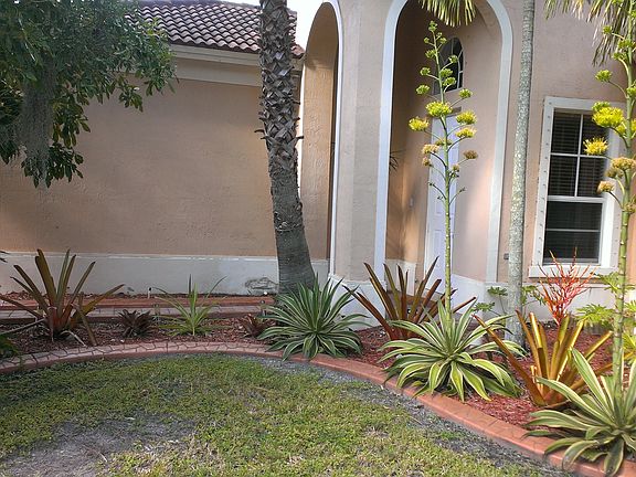 3rd image of 2217 Portofino Ave