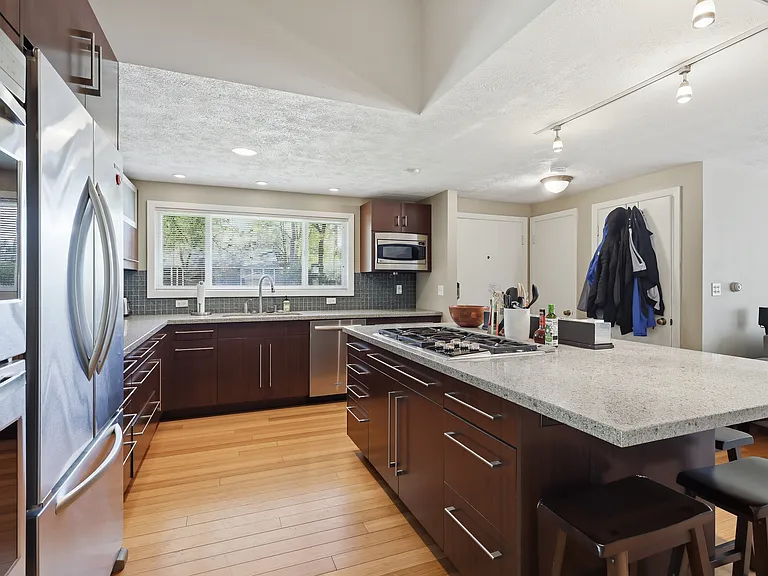 4328 S Perry St — Photo 13