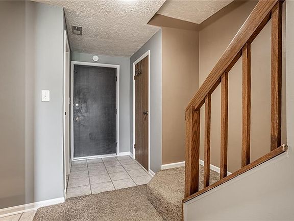 4th image of 9523 Sandpiper West Dr