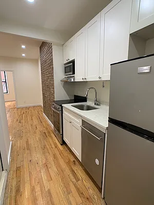 Rented by Corcoran | media 17