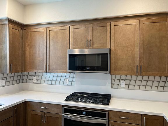 4th image of 262 Agustin Narvaez St Unit 4