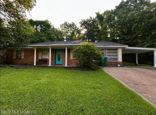 30 Ox Dr, Grenada, MS 38901