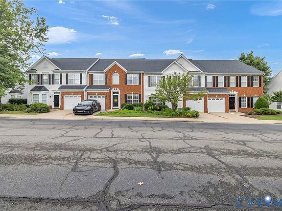 2nd image of 5902 Park Creste Dr