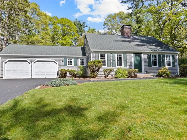 231 Everett St, Middleboro, MA 02346