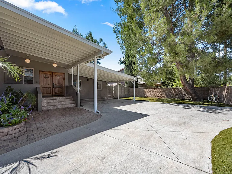 5433 Royer Ave — Photo 42