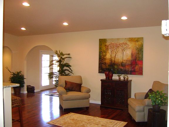 3rd image of 2831 Little John Dr