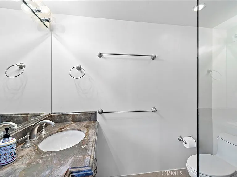 612 Allview Pl — Photo 38