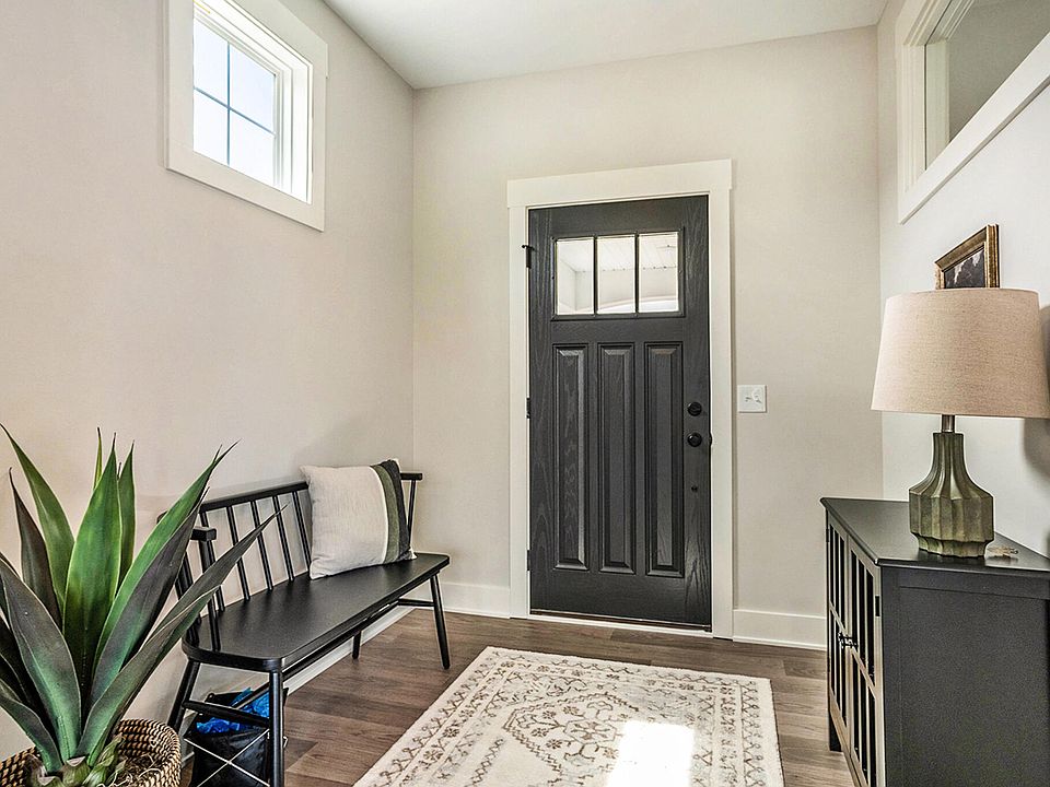 8964 Braeside Ct NE, Rockford, MI 49341 Zillow